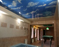 Натяжной потолок облака фото. Бассейн в банном комплексе. Тольятти.